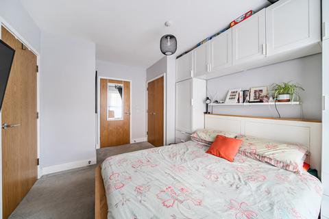 Flat 15, Harman Court Rectory Park Avenue, Northolt, UB5 6SS