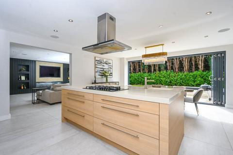 5 bedroom detached house for sale, Victoria Road, Formby