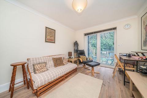 undefined, Penners Gardens, Surbiton KT6