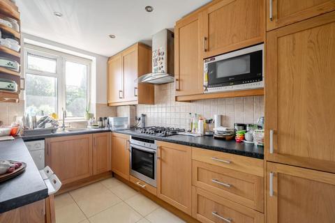 1 bedroom flat for sale, Mortimer Crescent,  Hampstead,  NW6