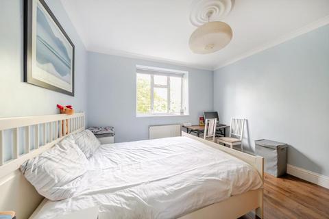 1 bedroom flat for sale, Mortimer Crescent,  Hampstead,  NW6