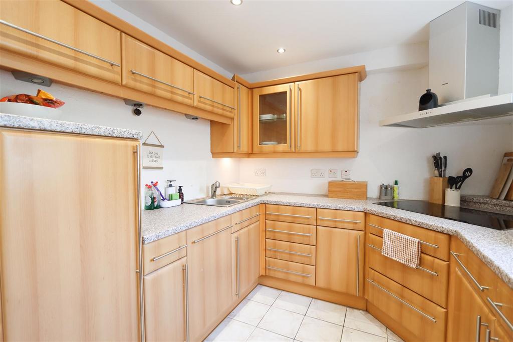 Kitchen edit 2.jpeg