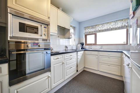 2 bedroom detached bungalow for sale, Carlton Road, Wilbarston LE16
