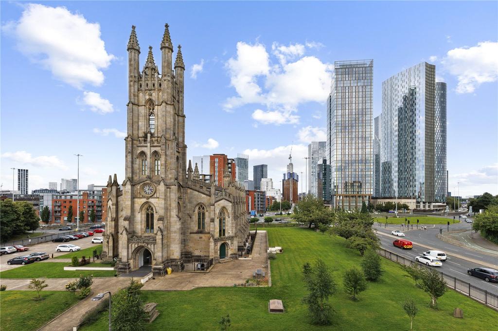 Apartment in Manchester - View 4