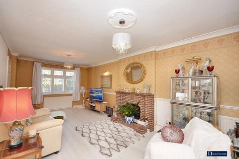 undefined, Tyle Green, Emerson Park, Hornchurch, RM11