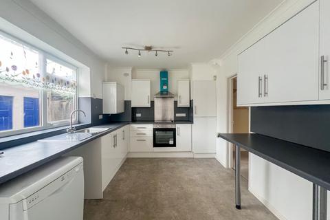 3 bedroom terraced house for sale, Durban Road, Patchway, Bristol, BS34