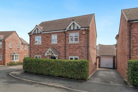 16 Hastings Close, Wythall, Birmingham, B47 6AW