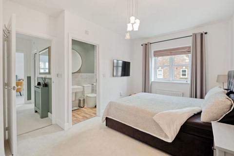 16 Hastings Close, Wythall, Birmingham, B47 6AW