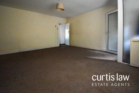 undefined, Hyndburn Bridge, Clayton Le Moors, BB5