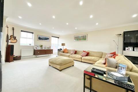 38 Ashbourne Drive, Weston, Crewe, CW2 5FY