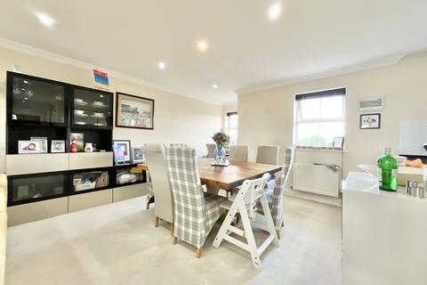 38 Ashbourne Drive, Weston, Crewe, CW2 5FY