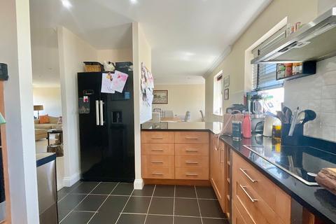 38 Ashbourne Drive, Weston, Crewe, CW2 5FY