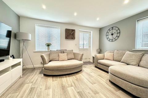 undefined, Pitbank Drive, Collingtree Park, Northampton NN4