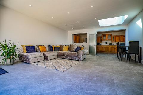 3 bedroom terraced house for sale, Musk Hill, Hemel Hempstead, HP1