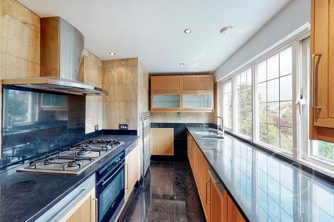 2 bedroom flat to rent, London, Greater London NW11