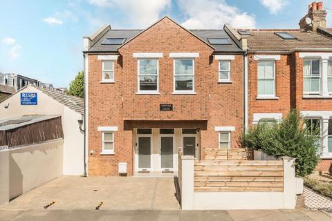 Effra Road, London SW19