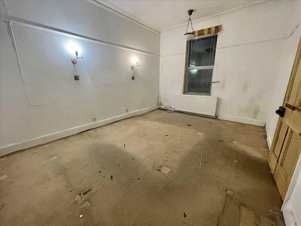 Bedroom no. 1