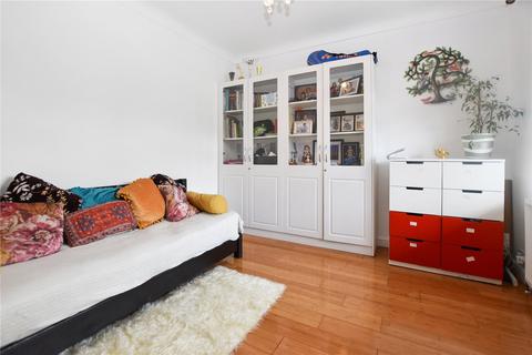 5 bedroom detached house for sale, Bean Road, Bexleyheath, DA6