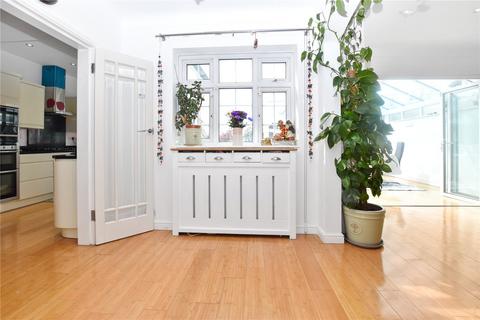 53 Bean Road, Bexleyheath, DA6 8HW