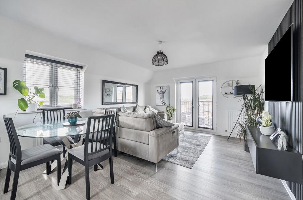 1348745-8-68b97d4...