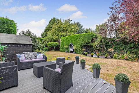 5 bedroom detached house for sale, Butchers Lane, Mereworth, Maidstone, Kent