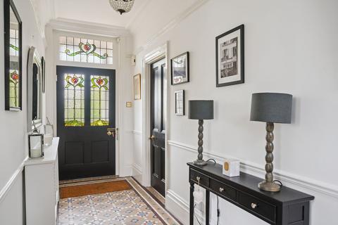 undefined, High Street, Eaton Bray, Bedfordshire