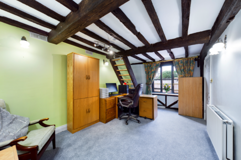 2 bedroom detached house for sale, Halstead Road, Colchester CO6