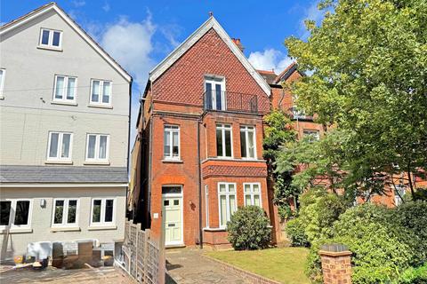 2 bedroom apartment for sale, Oxford Road, Teddington, TW11
