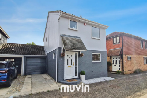 3 bedroom detached house for sale, Clarence Close, Chelmsford CM2