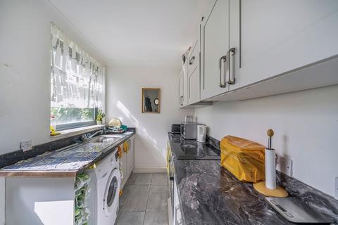 undefined, Cressingham Road, Edgware, HA8