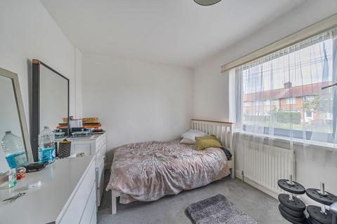 undefined, Cressingham Road, Edgware, HA8