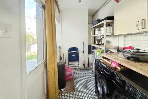 4 bedroom semi-detached house for sale, Westborough Road, Westcliff-on-Sea, Essex