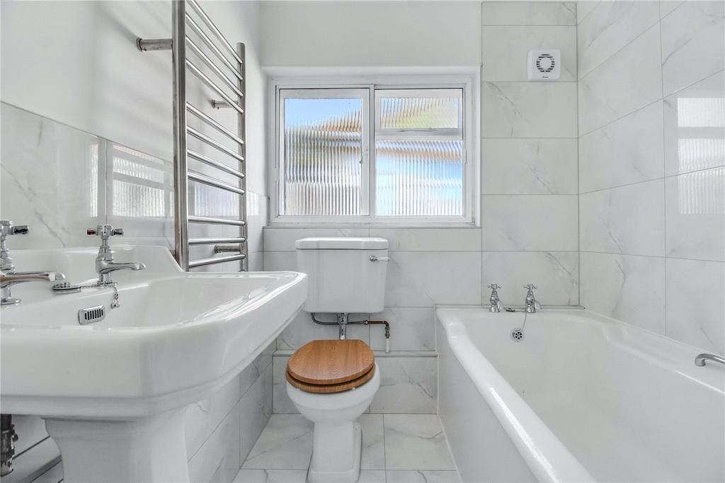 Bathroom En-Suite