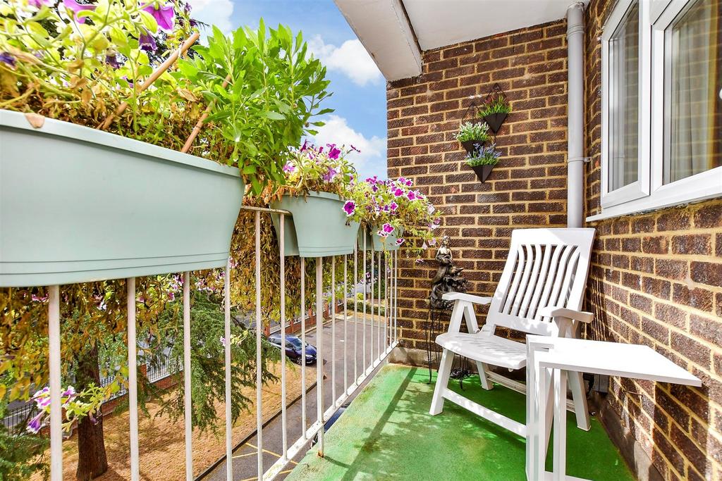 Balcony / Terrace