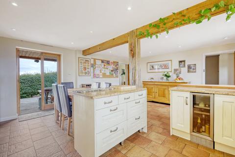 4 bedroom detached house for sale, Little Gregories Lane, Theydon Bois, CM16