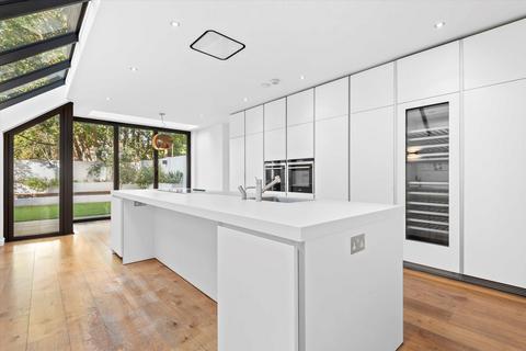 undefined, Duke Road, London, W4