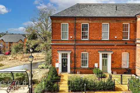 2 bedroom semi-detached house for sale, Elmdon Drive, Leicester LE5