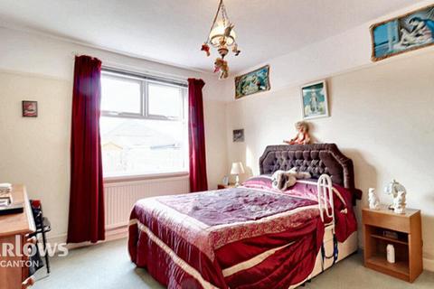 undefined, Clas Isan, Cardiff