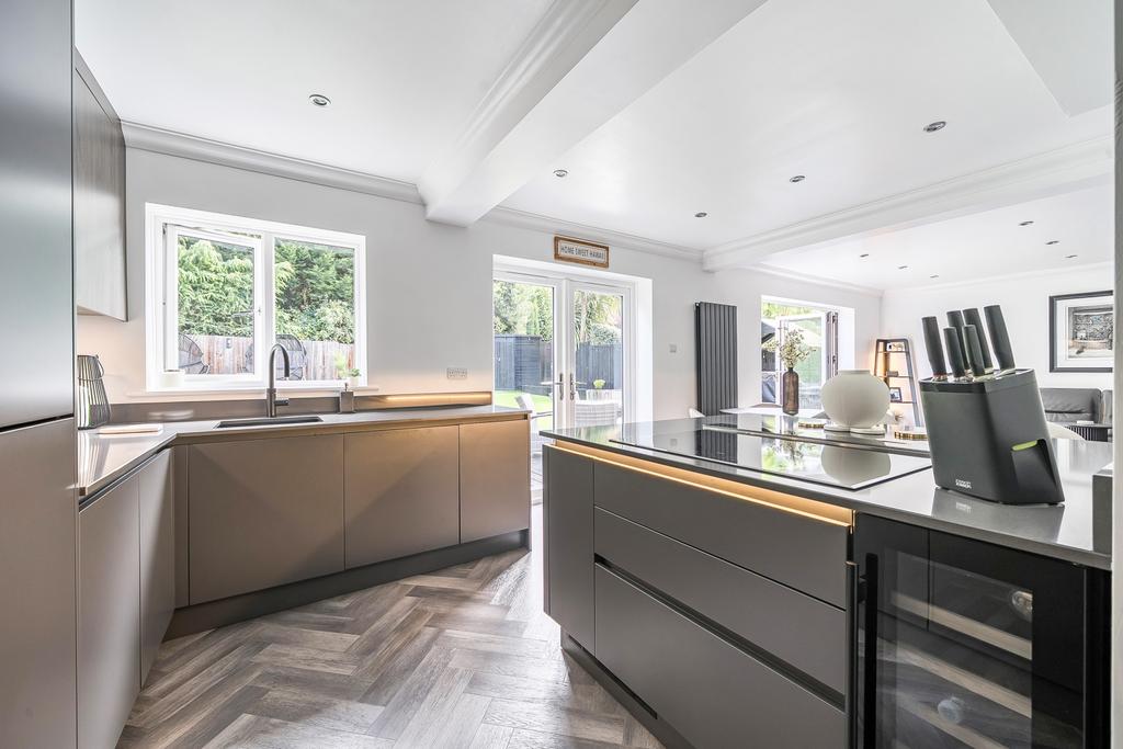Kitchen 1