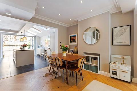 undefined, Kingsley Street, London, SW11