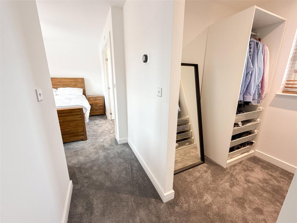 Walk In Wardrobe