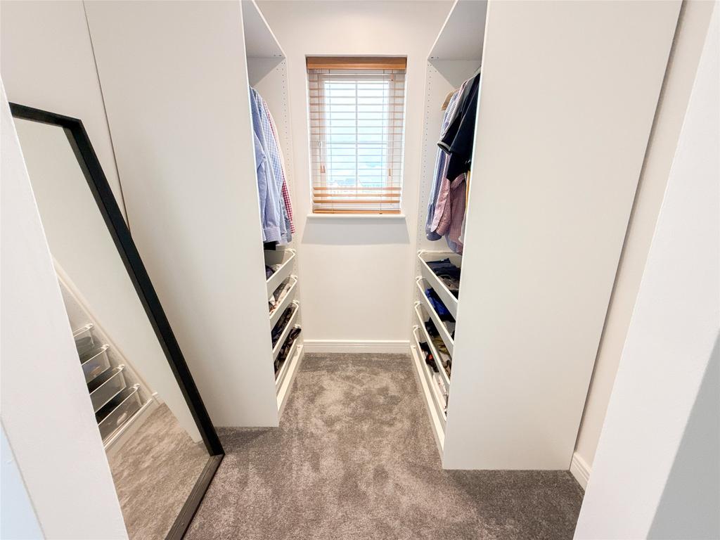 Walk In Wardrobe