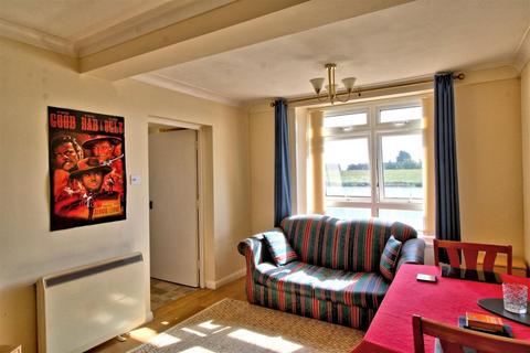 undefined, West Bank, Sutton Bridge, Spalding, Lincolnshire, PE12 9TU