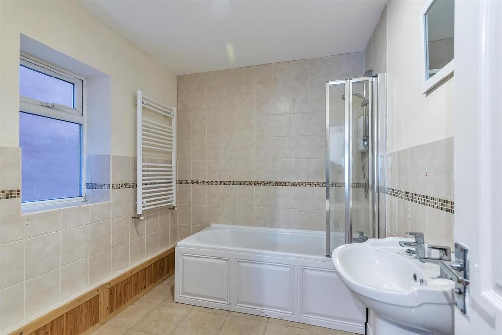 Family bathroom