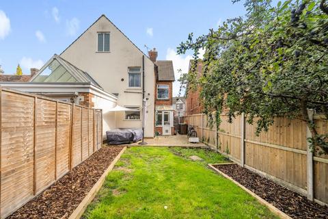 2 bedroom semi-detached house for sale, Faversham Road, Kennington TN24