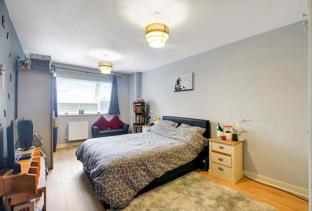 Bedroom (2).jpg