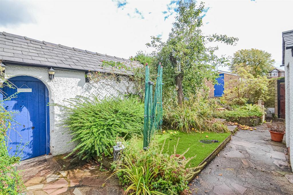 Cottage Garden & Outbuildings