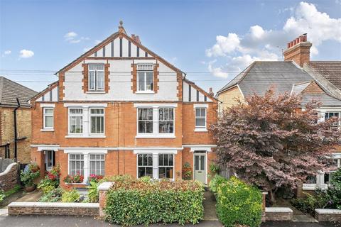 5 bedroom semi-detached house for sale, Pine Grove, Penenden Heath, Maidstone