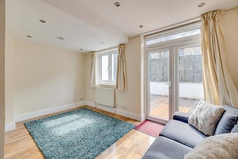 1 bedroom flat for sale, Chesson Road, London