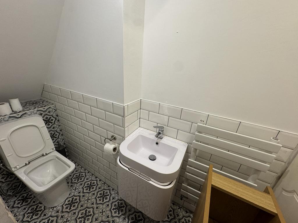 Image00025.jpeg